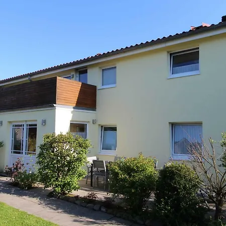 Böltser Hus Ferienwohnungen mit Strandkorb und Kamin 10 Gehminuten zum kurtaxefreien Sandstrand Kraksdorf Exterior foto