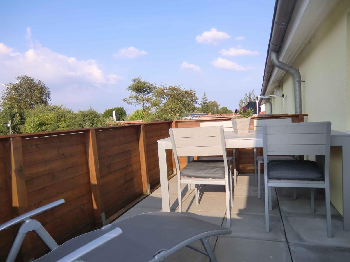 Apartment Böltser Hus Mit Strandkorb Und Kamin 10 Gehminuten Zum Kurtaxefreien Sandstrand Kraksdorf