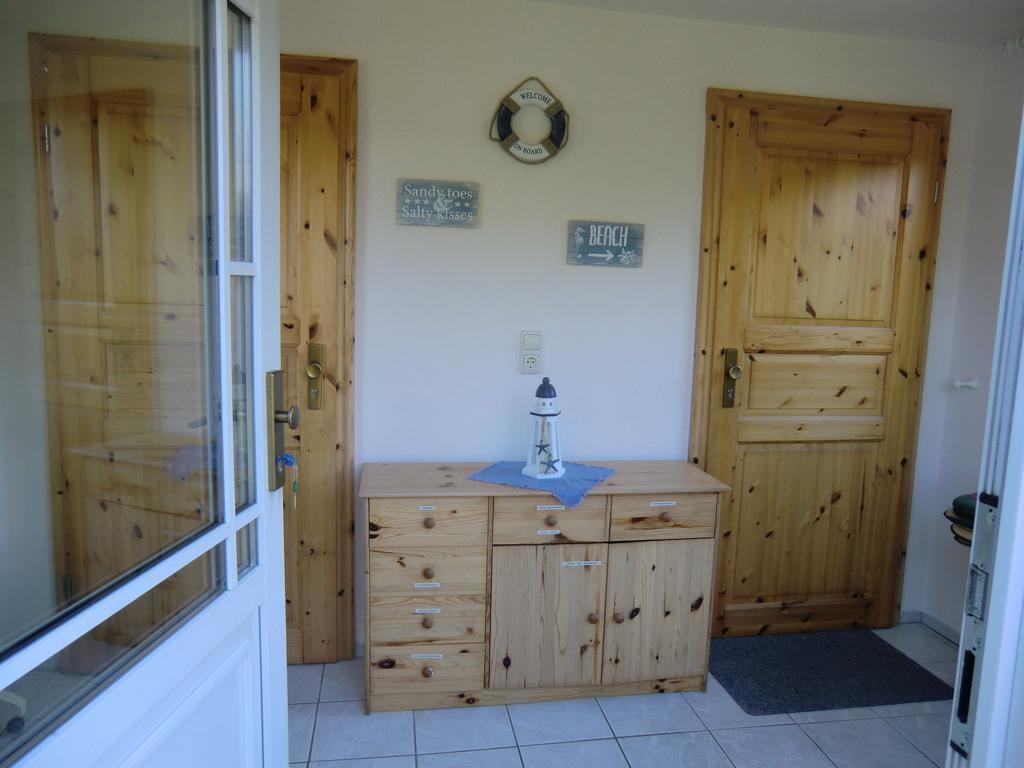 Böltser Hus Mit Strandkorb Und Kamin 10 Gehminuten Zum Kurtaxefreien Sandstrand Apartment Kraksdorf